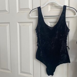 LF - Emma & Sam Velvet Bodysuit